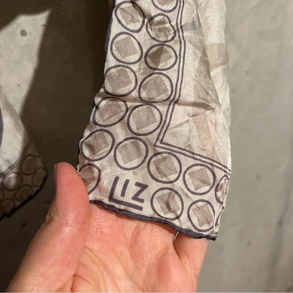 Vintage Liz Claiborne Abstract Geometric Circles 100% Silk Oblong Scarf 58” - Picture 2 of 5